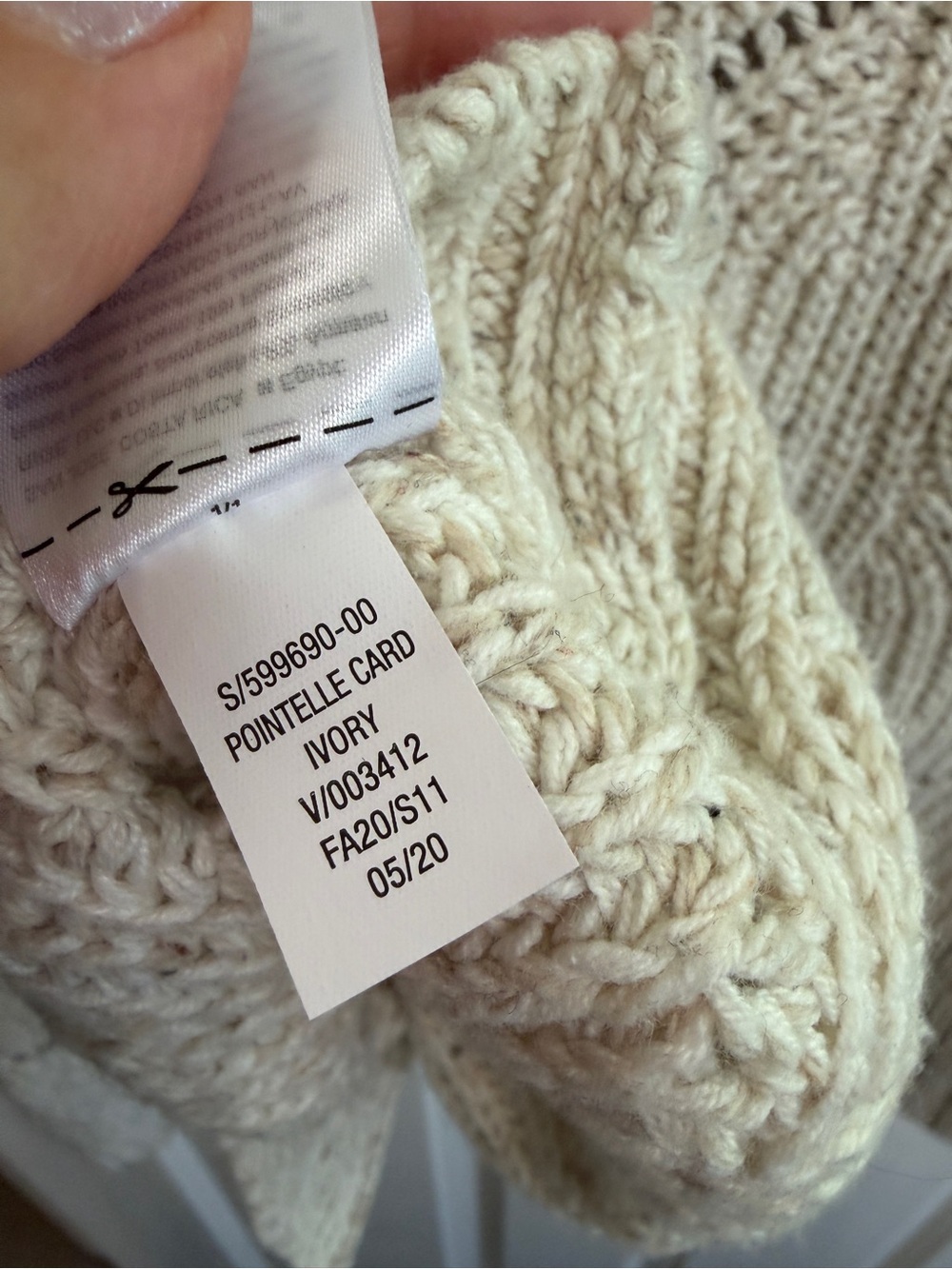 Like new Old Navy size S Cream Openwork Cotton Blend Cardigan. Soft. Gorgeous! - Picture 9 of 10